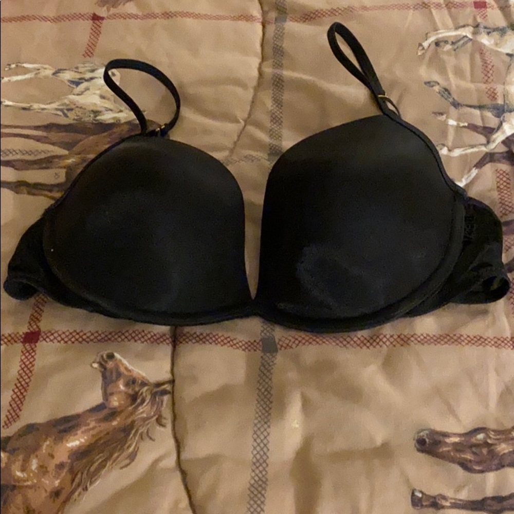 Bra in size 38B.